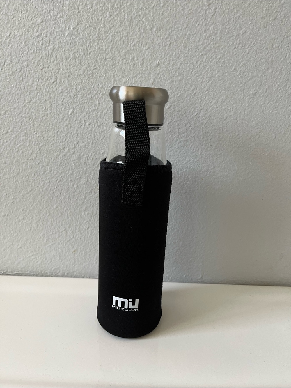 MIU COLOR Glass Bottle with Black Neoprene Sleeve with tea diffuser